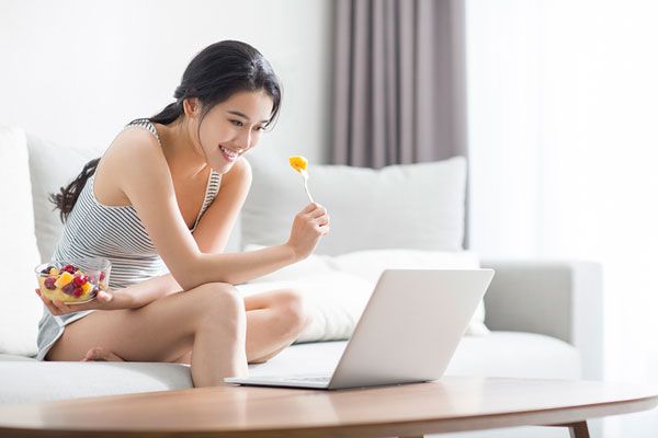 網(wǎng)站建設過程中，多看好的設計可以提高設計水平