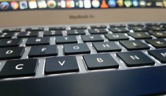 用香港的云虛擬主機要不要備案？